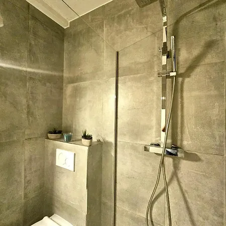 Apartman Refined 1br Retreat In Luxemburg